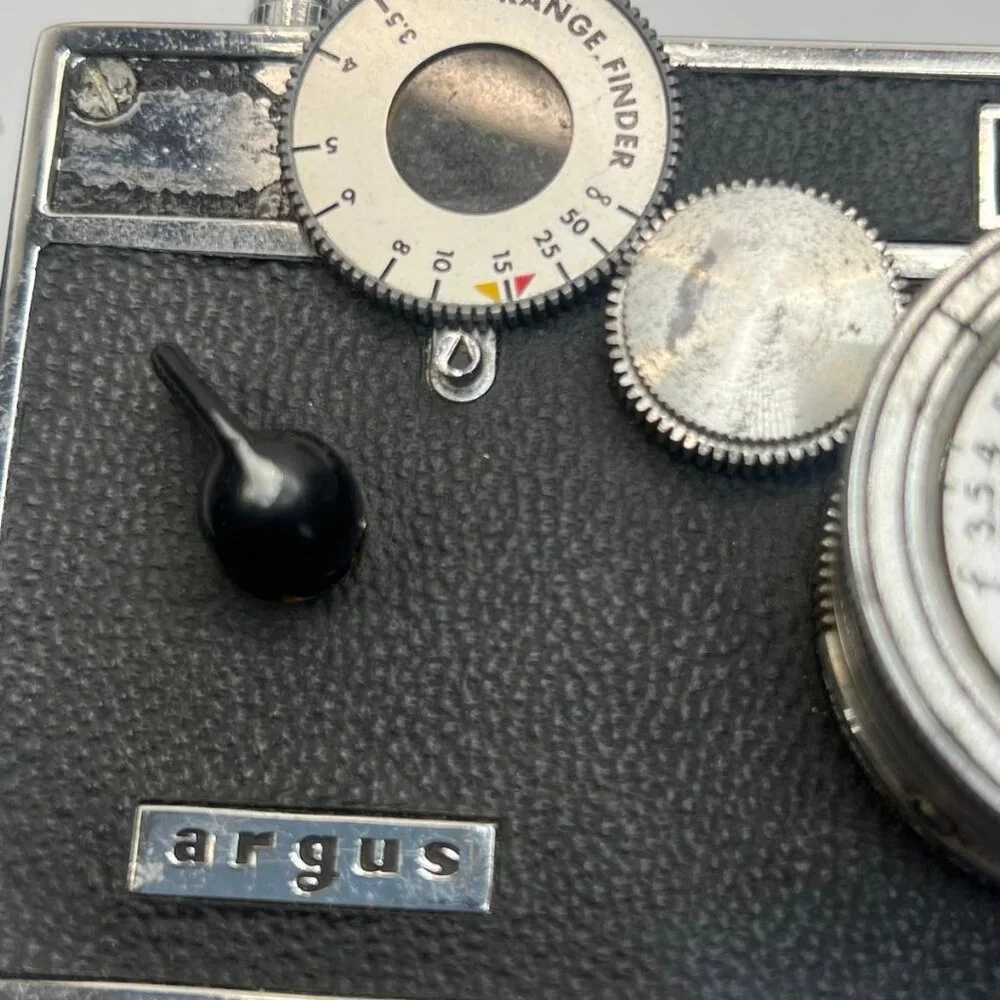 Vintage Argus Rangefinder Camera 35mm Classic Design for Film Photography - Picture 4 of 5